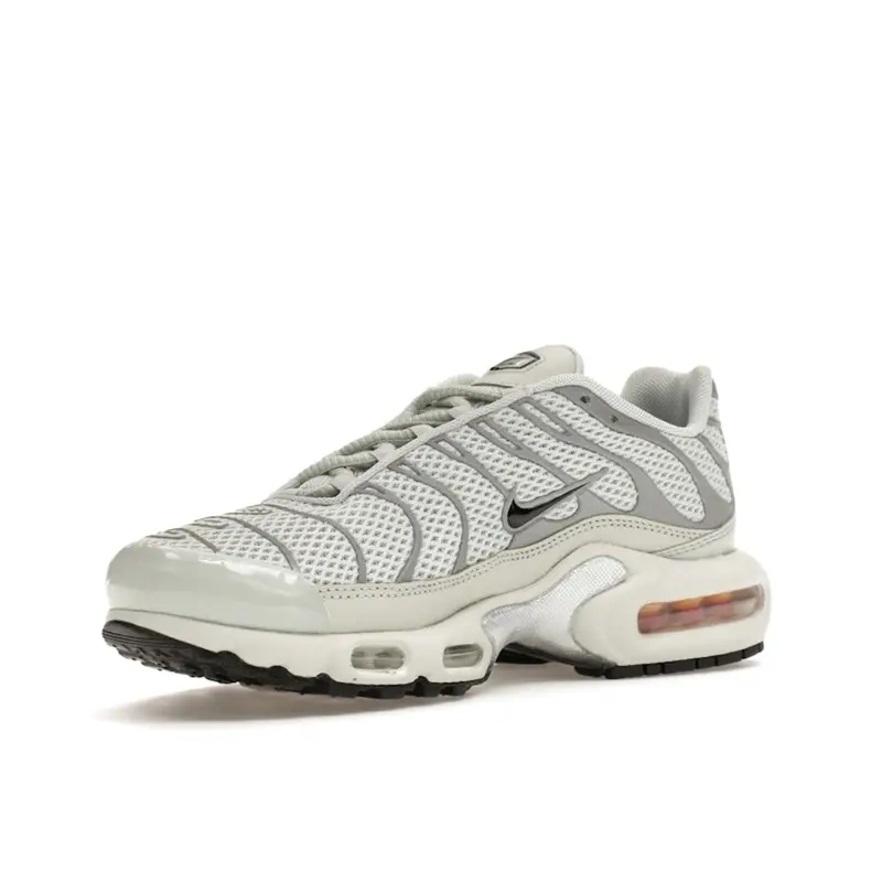 Air Max Plus Argento Chiaro Sneakers da Donna Grigio Cromo Osso Chiaro FV8480-002 40 5 miniatura 2