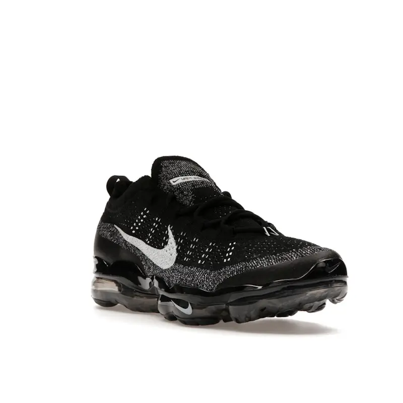 Air VaporMax 2023 Flyknit Oreo Sneakers da Uomo Nero Bianco DV1678-001 48 5 miniatura 4