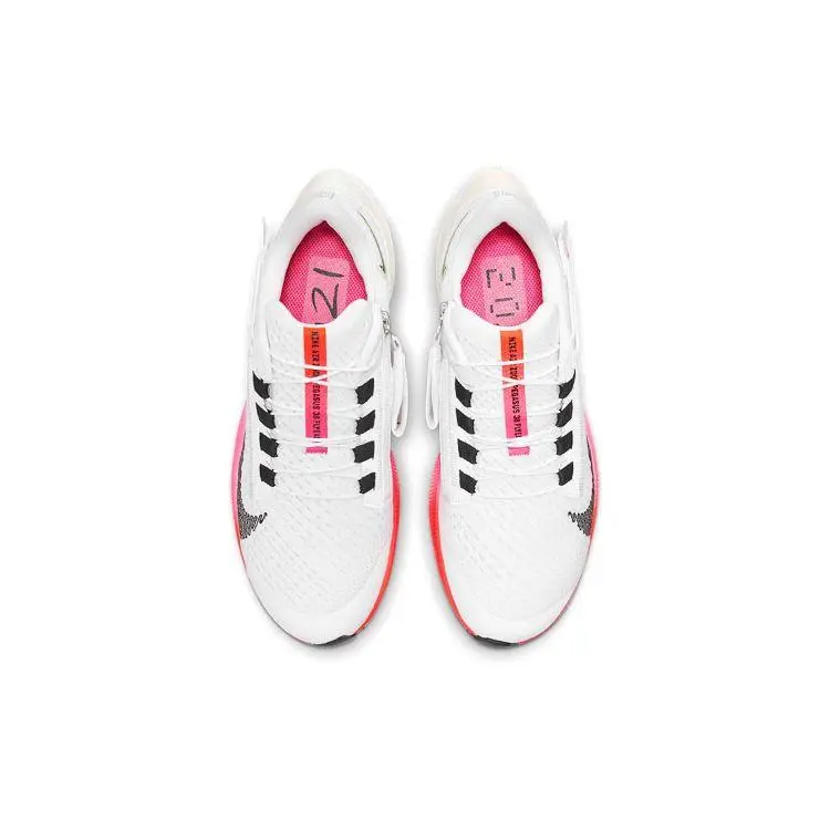 Air Zoom Pegasus 38 FlyEase Rawdacious Sneakers da Donna Bianco Grigio Calcio Rosa Esplosivo DJ5413-100 40 miniatura 5