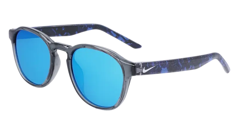 Nike Bambino NIKE SMASH M DZ7383 021 Occhiali da sole Bio-iniettato Grigio Blu Rotonda Normale Fotocromatiche