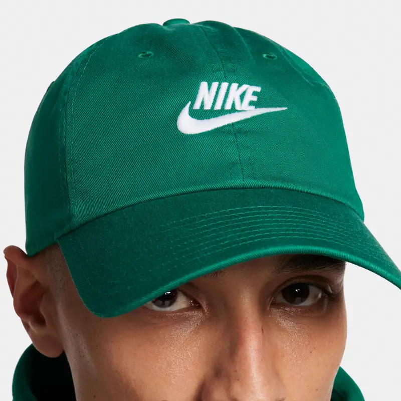 Cappellino con visiera Nike Club Futura Vert