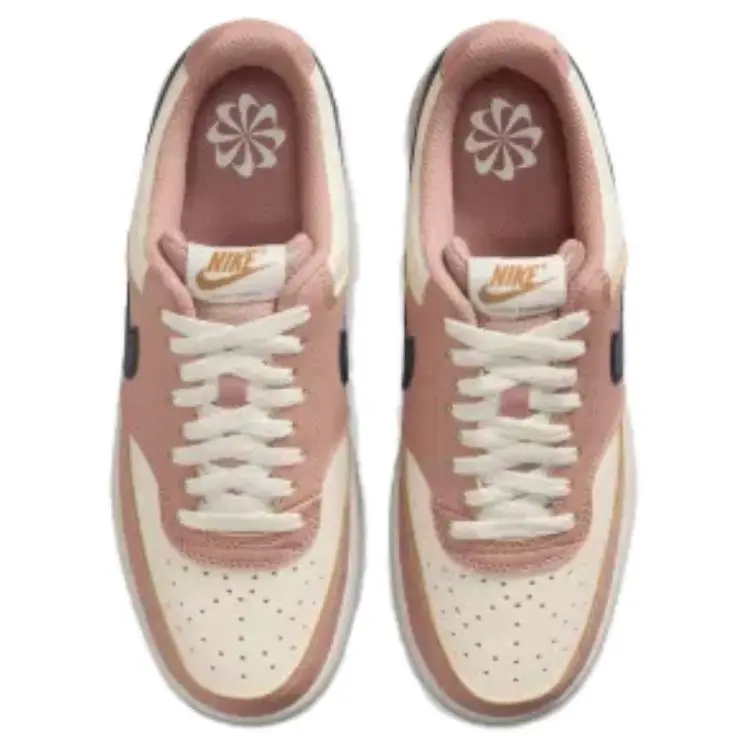 Court Vision Low Next Nature Rosa Particella Blu Notte Sneakers da Donna Avorio Pallido Oro Metallizzato DH3158-606 35 5 miniatura 3