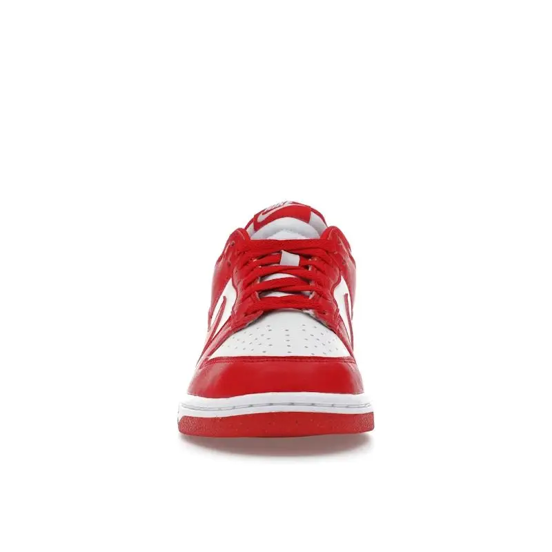 Dunk Low Next Nature St Sneakers da Donna Johns Rosso Bianco Rosso Università DD1873-116 35 5 miniatura 3
