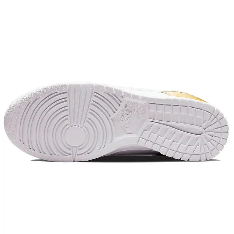 Dunk Low SE Argento Oro Metallizzato Sneakers da Donna Bianco Metallizzato-Oro Metallizzato-Argento DH4403-700 36 miniatura 5