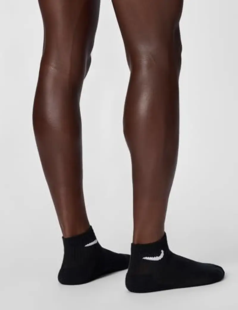 Nike Everyday Cushioned Calzini, Nero (Black/White), XL Uomo miniatura 3