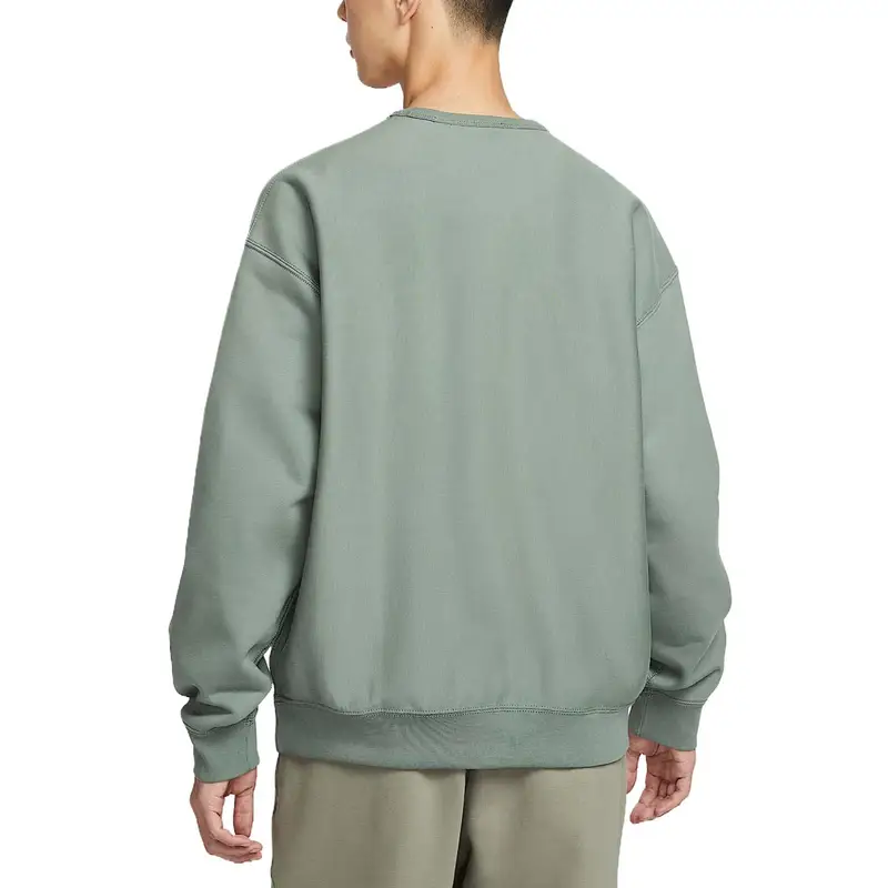 Felpa girocollo Nike Solo Swoosh tinta unita delicata sulla pelle con spalle scese da uomo HV1087-364 2XL miniatura 2