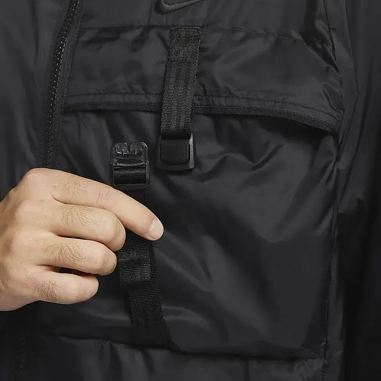 Giacca a maniche lunghe Nike Sportswear Tech Woven con logo a tinta unita Uomo giacche Nero FB7904-010 L miniatura 3