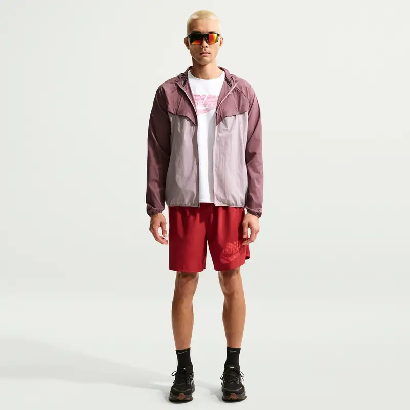 Giacca antivento anti-UV Nike Stride Noir