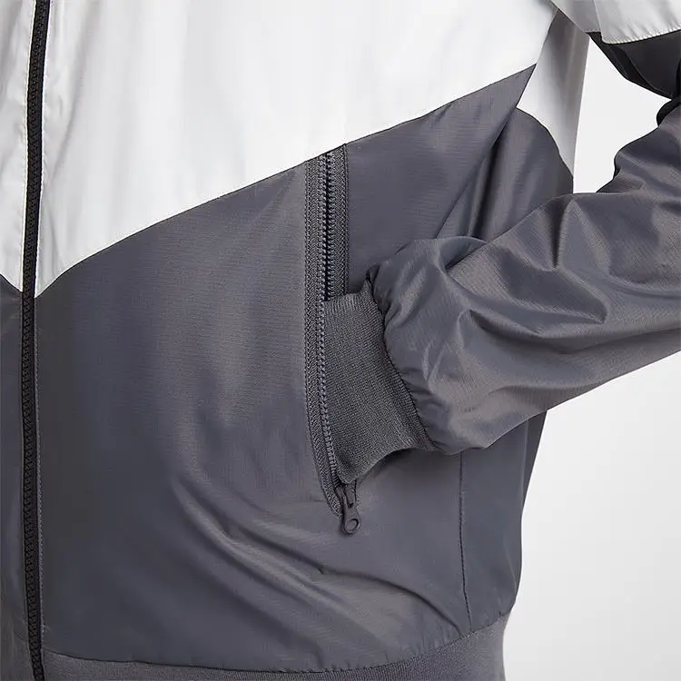 Giacca Antivento Tessuta Nike Windrunner Uomo Giacche Nero Grigio AJ1397-010 XL miniatura 2