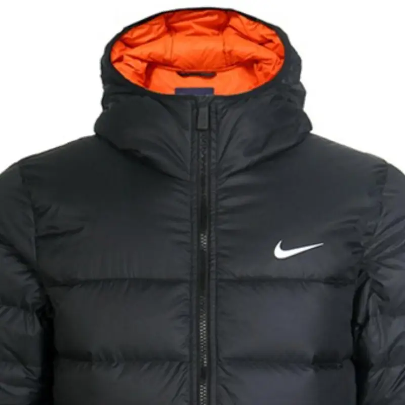 Giacca Calda Sportiva Outdoor Serie Casual Lifestyle Nike con Motivo Logo Giacca Uomo Nera 626919-011 L miniatura 4