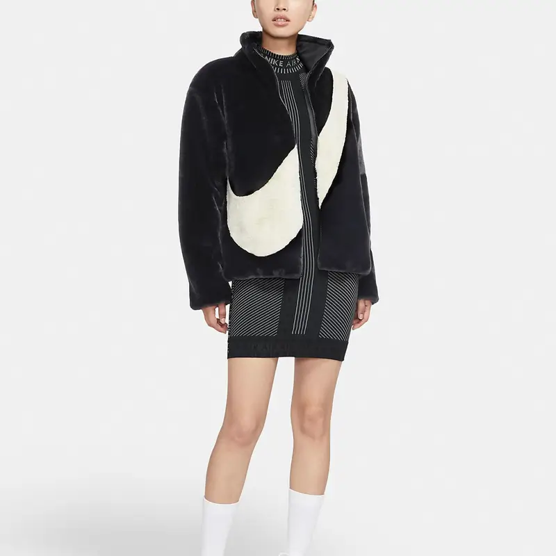 Giacca con Colletto in Pile con Logo Grande Swoosh Nike Sportswear per la Primavera Giacche da Donna Nera CU6559-010 S miniatura 4