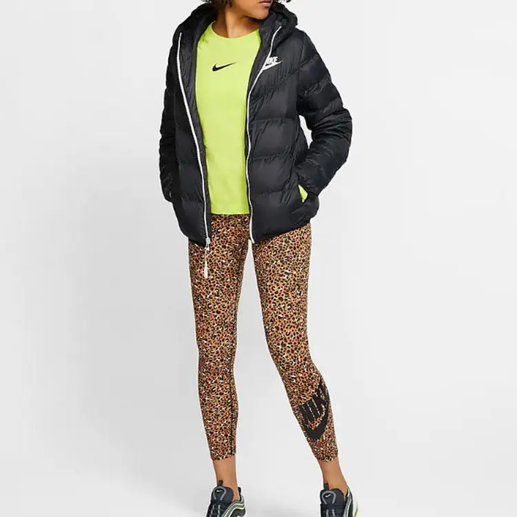 Giacca Invernale da Donna Reversibile con Cappuccio Nike Sportswear Windrunner Imbottita in Piumino Nero 939439-011 M miniatura 3