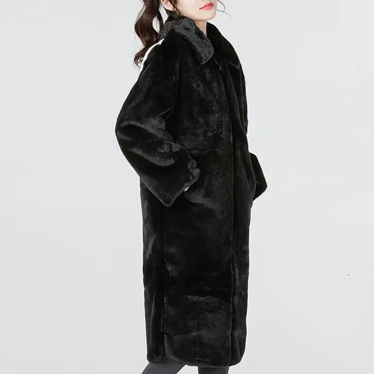 Nike Giacca Lunga in Finta Pelliccia Donna Nera miniatura 4