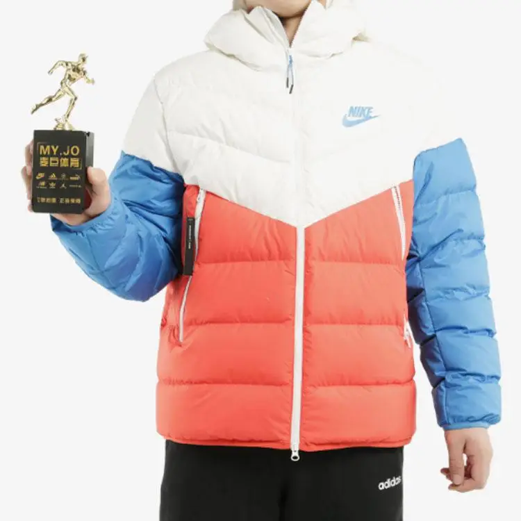 Giacca Piumino Imbottito con Cappuccio Windrunner Uomo Capispalla Rosso Blu Bianco 928834-133 M miniatura 5