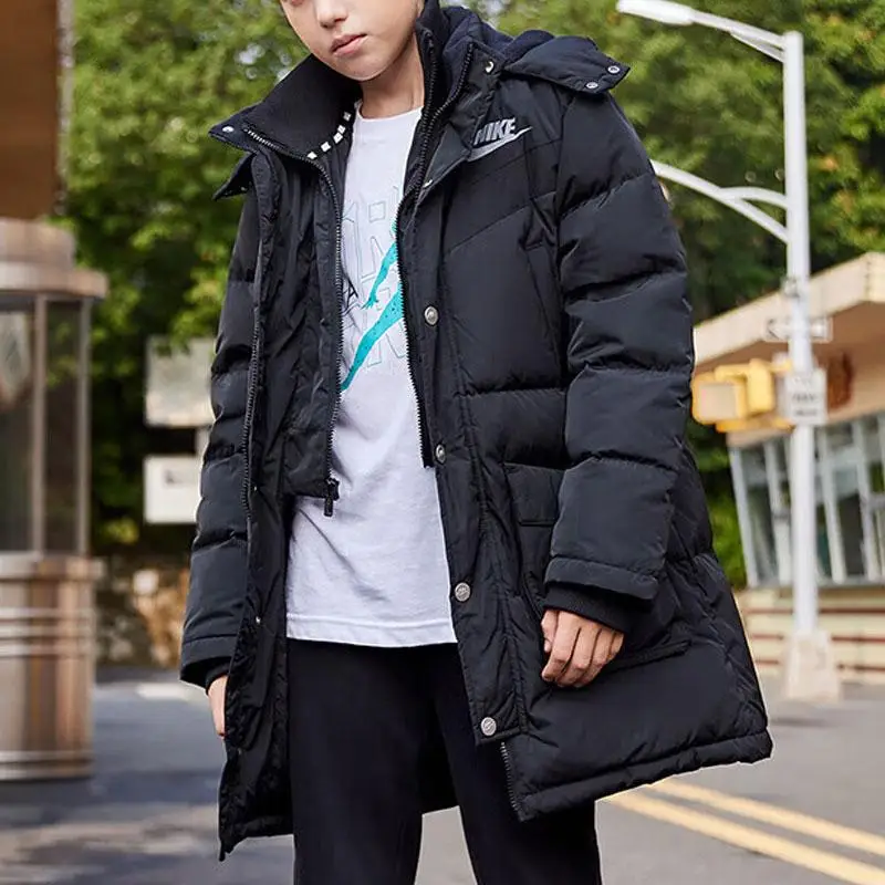 Giacca Piumino Media Lunghezza con Cappuccio Logo Nike Bambino Capispalla Nero 96J102-023 M miniatura 3