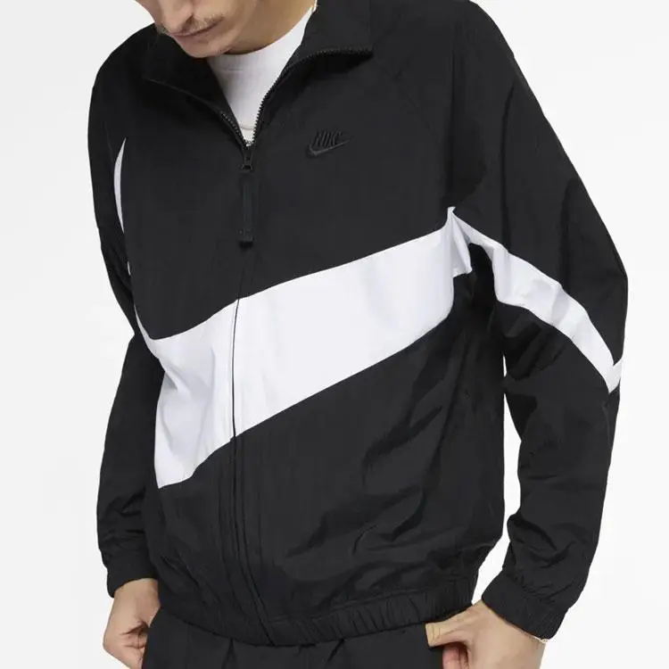 Giacca Statement Tessuta Nike Big Swoosh (Dimensionamento dell Asia) Uomo Streetwear Nero AR3133-010 M miniatura 5