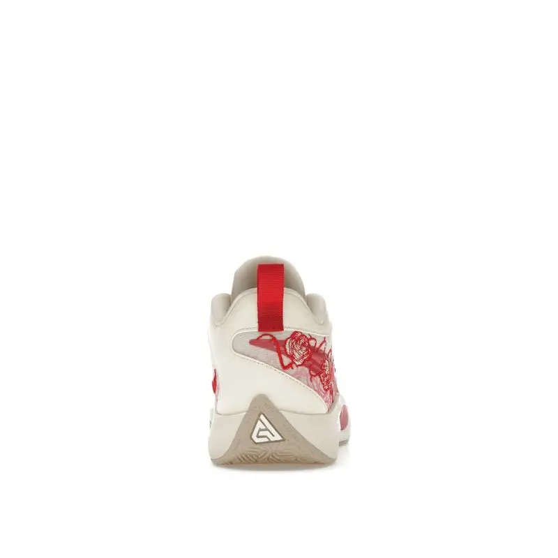 Giannis Freak 6 NRG GS Roses Sneakers da Bambino Crema Latte di Cocco Rosa Aster HM4216-100 35 5 miniatura 3