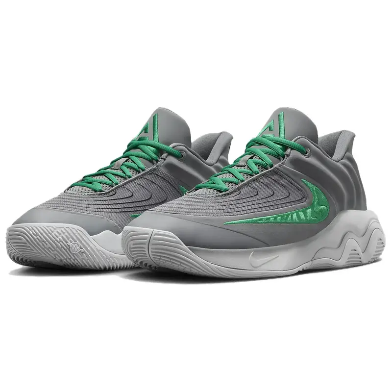 Giannis Immortality 4 EP Grigio Fumo Verde Stadio Sneakers da Uomo Grigio Lupo Grigio Fumo Scuro FQ3681-002 42 miniatura 2