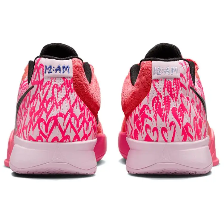 Ja 2 EP Occhi a Cuore Sneakers Unisex Rosso Magic-Ember Grigio Ferro IB5841-800 47 5 miniatura 4