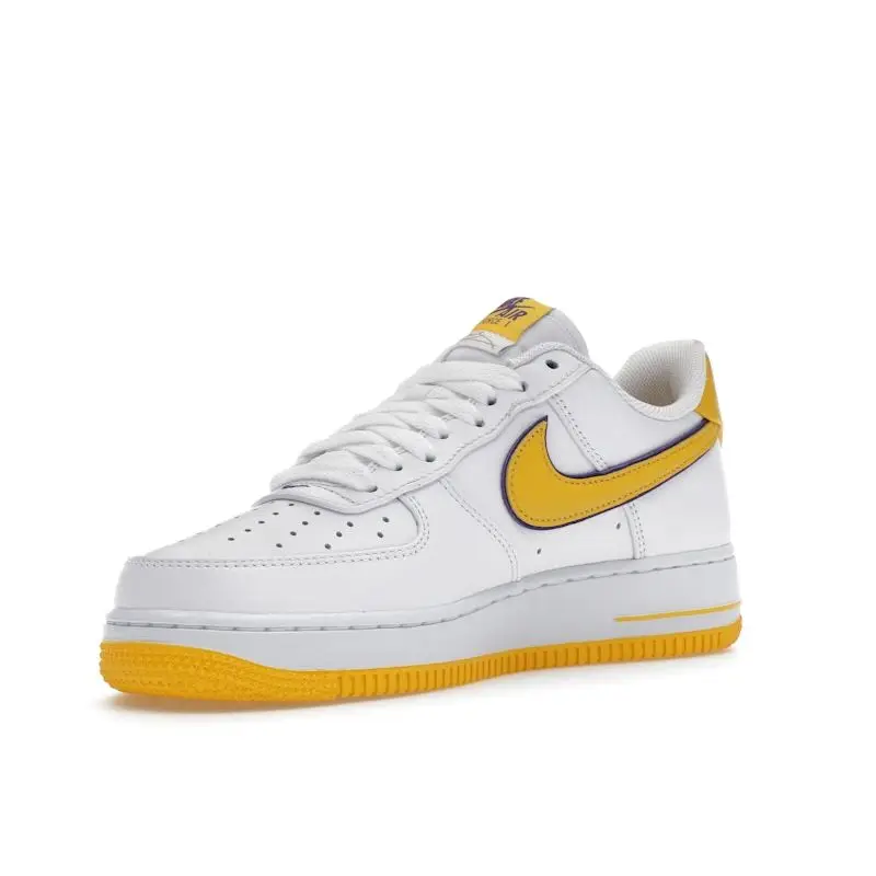 Kobe Bryant x Nike Air Force 1 Low Retro QS Lakers Casa Sneakers Unisex Giallo Bianco Varsity-Maize FZ1151-100 37 5 miniatura 4