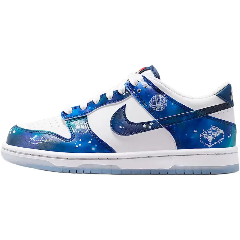 LEGO x Nike Dunk Low GS Galaxy Sneakers per Bambini Blu Bianco Blu Coraggioso IM1448-100 38