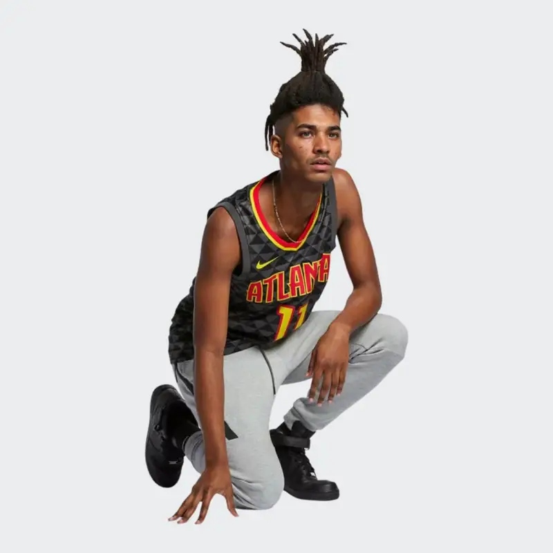 Maglia da basket Nike Atlanta Hawks Trae Young #11 da uomo Maglie da basket Nera 864457-017 S miniatura 2