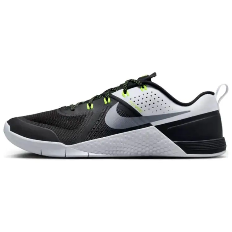 Nike Scarpe da ginnastica Uomo Grigio 3964296