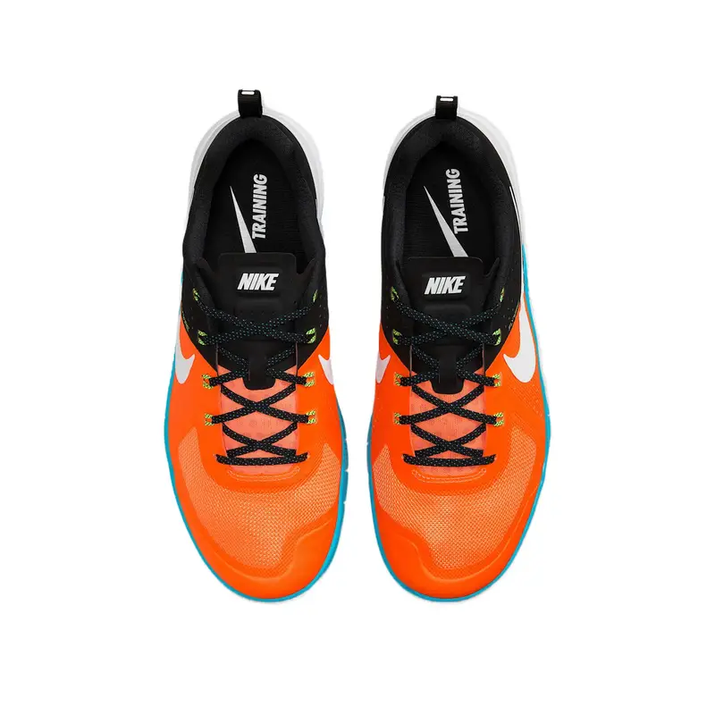 Metcon 1 OG Total Orange Blue Lagoon Sneakers da Uomo Nero Bianco FQ1854-800 43 miniatura 3