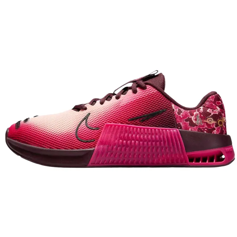 Metcon 9 AMP Burgundy Crush Barbabietola Scarpe da Ginnastica da Donna Rosso Barbabietola Scuro Rush-Rosa DZ2539-600 38