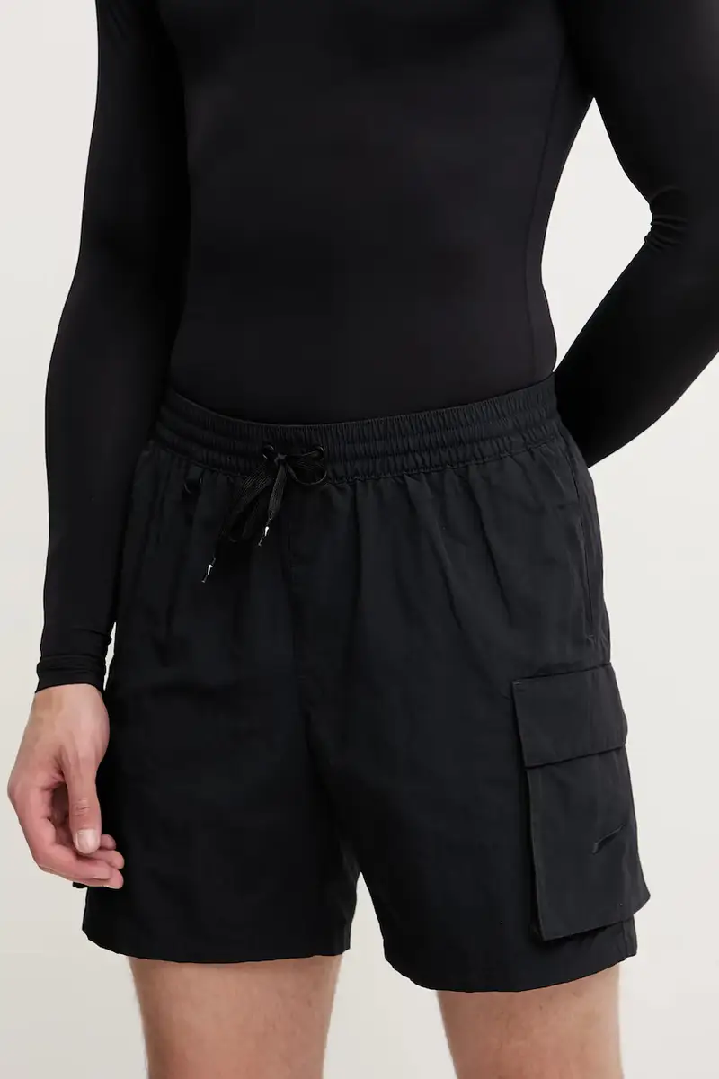 pantaloncini colore nero NESSF503