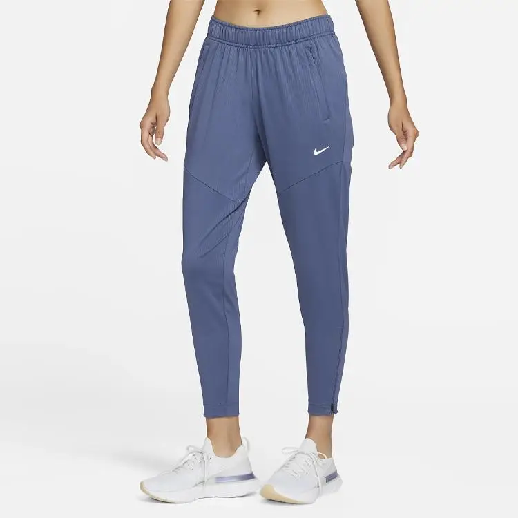 Pantaloni Sportivi da Donna Nike Dri-FIT Essential Tinta Unita con Logo Asciugatura Rapida Lavorati a Maglia Fondi Blu Finn DX1046-491 M miniatura 3