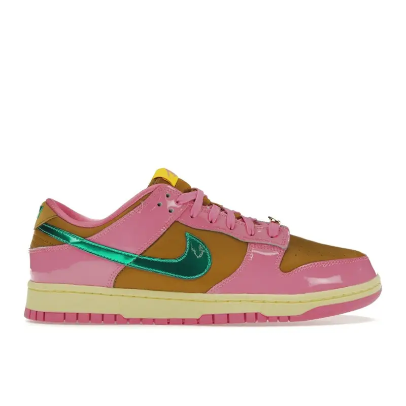 Parris Goebel x Nike Dunk Low Playful Pink Sneakers da Donna Multicolor Bronzine Clear-Jade FN2721-600 36