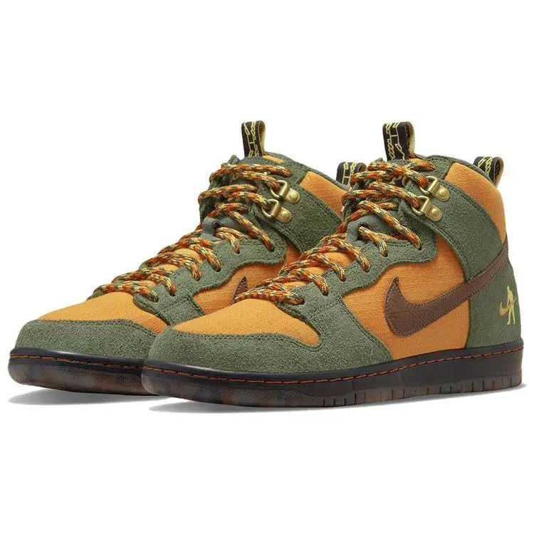 Pass~Port x Nike Dunk High SB Workboot Sneakers Unisex Verde Carbonio-Verde Sidro DO6119-300 45 miniatura 3