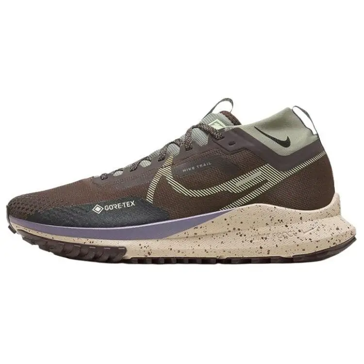 React Pegasus Trail 4 GORE-TEX Earth Dark Stucco Scarpe da Ginnastica da Uomo Marrone Sanddrift HF5707-201 40