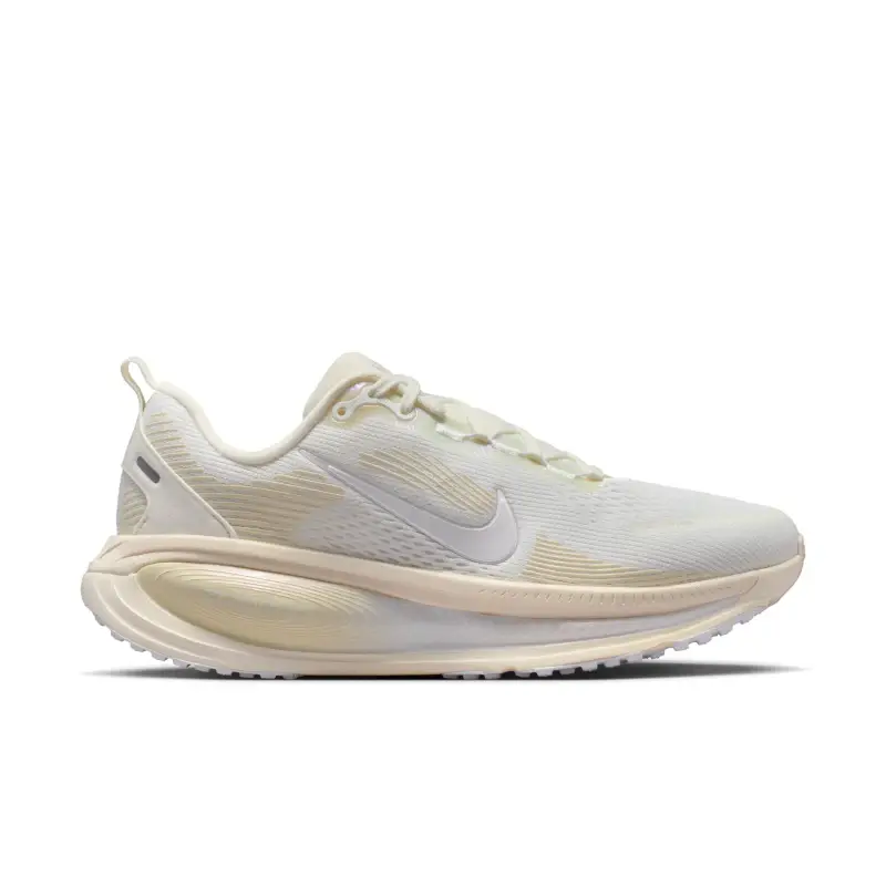 Scarpe running da donna Nike Vomero 18 Blanc