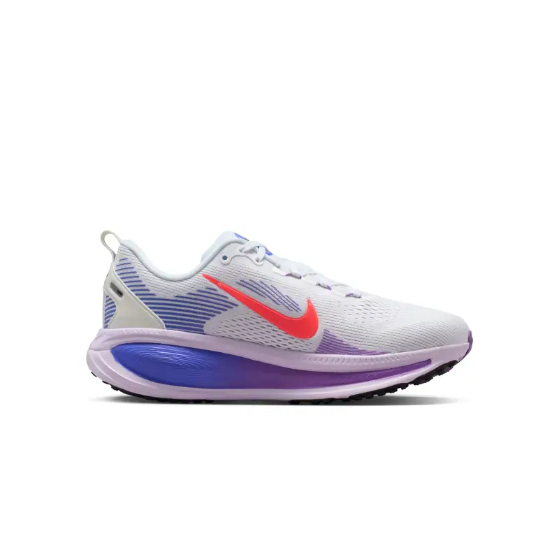 Scarpe running da donna Nike Vomero 18 Blanc