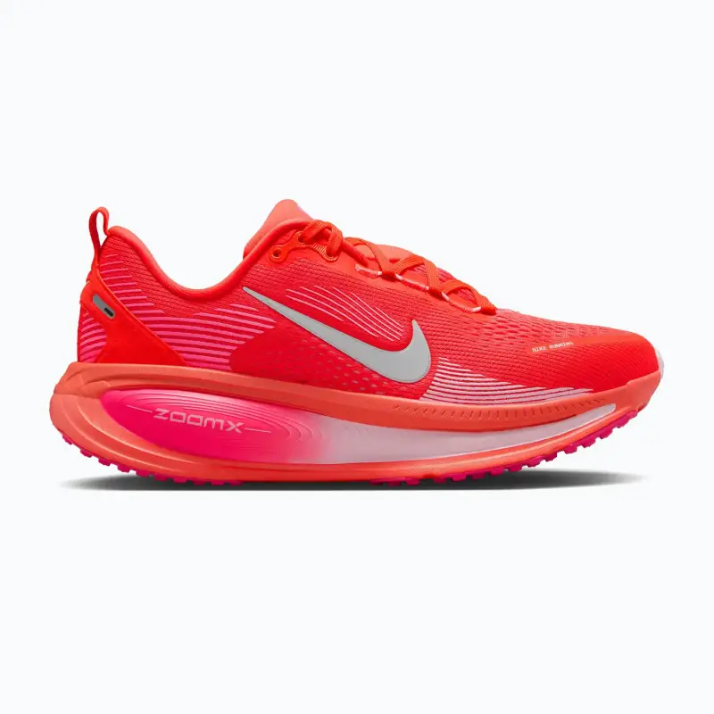 Scarpe running da donna Nike Vomero 18 Rouge
