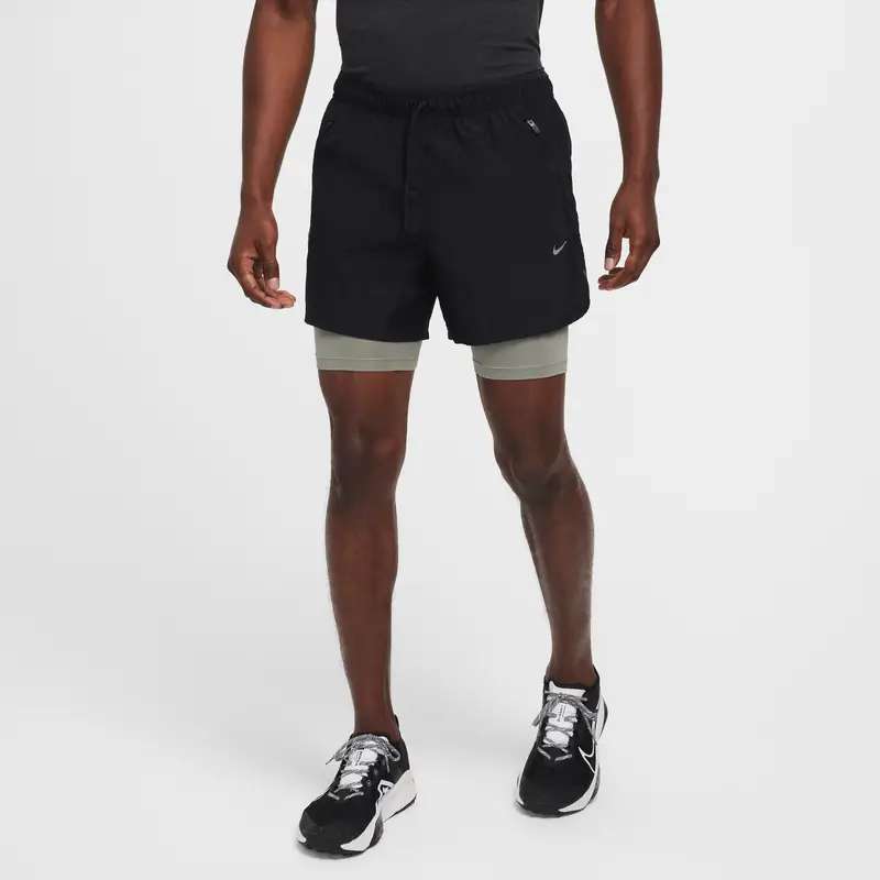 Short Nike Stride Division Noir