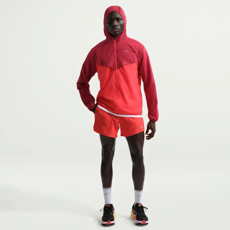 Shorts in tessuto Nike Stride Dri-Fit Rouge