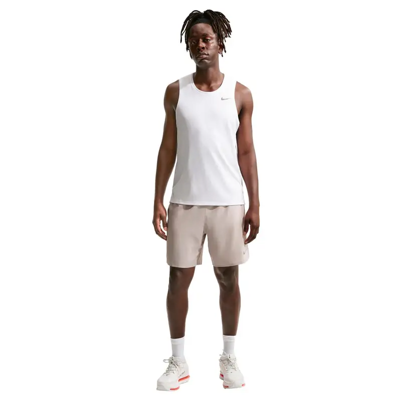 Shorts sfoderati Nike Challenger Beige