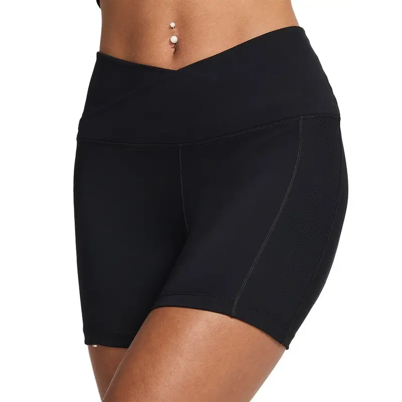 Shorts Sportivi Train Nero Donna L