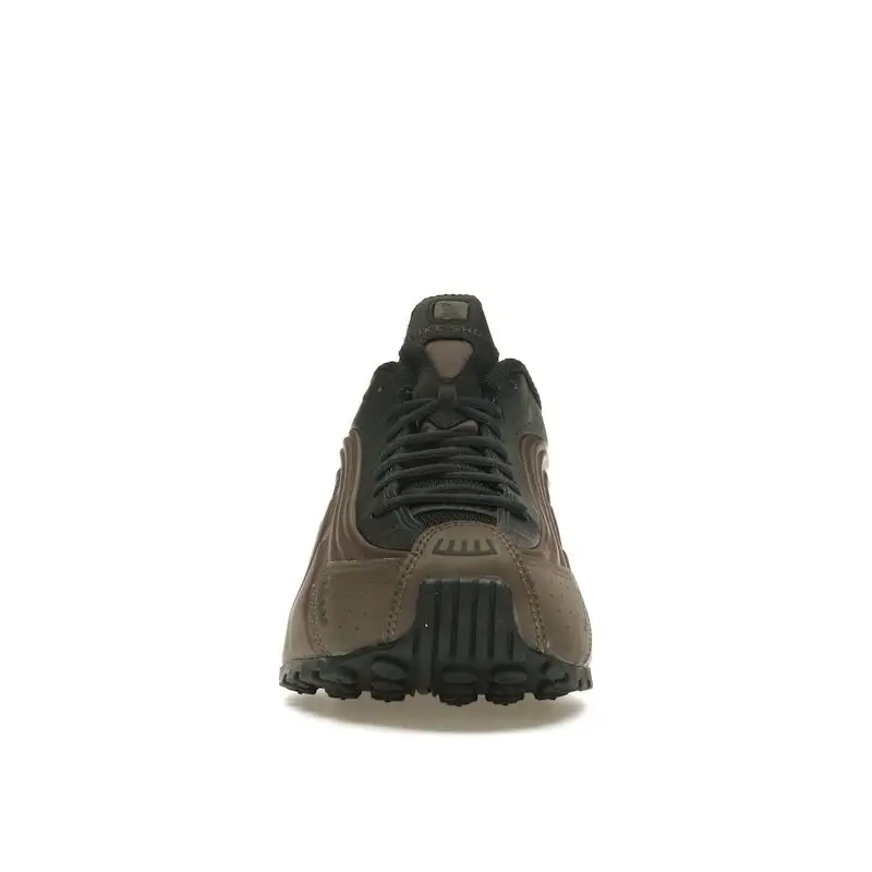 Shox R4 Off Noir Ironstone Sneakers da Donna Marrone Grigio Fumo Scuro AR3565-007 43 miniatura 2