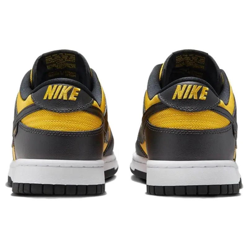 Sneaker da uomo Nike Dunk Low Reverse Goldenrod Giallo Nero Oro Università FZ4618-001 46 miniatura 2