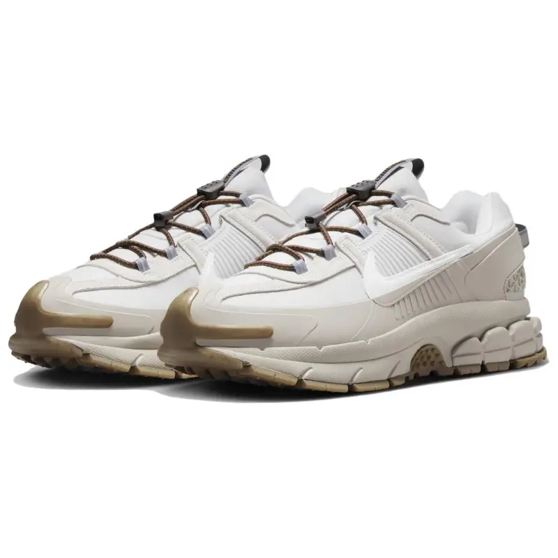 Sneakers casual Nike Zoom Vomero Roam Grigio College Bianco Gomma HV4294-009 44 ecrù Ecrù miniatura 2
