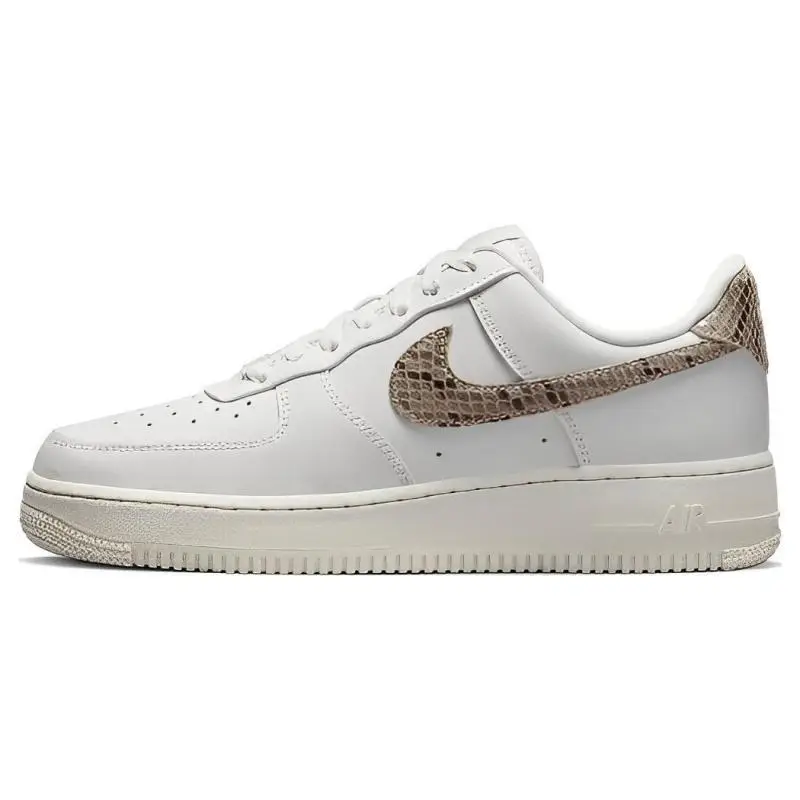 Sneakers da donna Nike Air Force 1 Low 07 Snakeskin Phantom DD8959-002 40 5