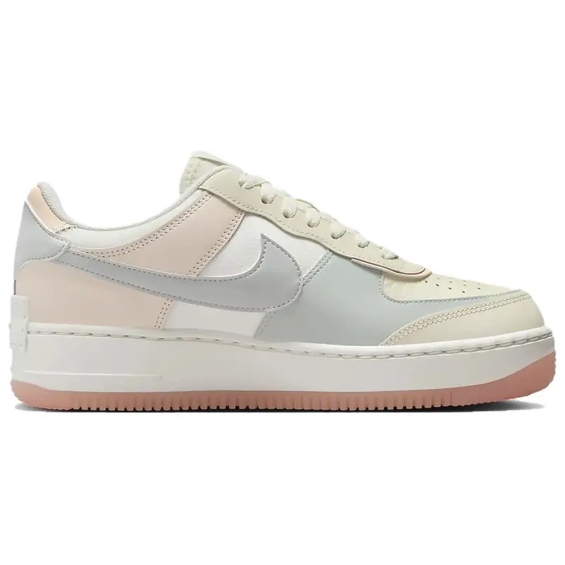 Sneakers da donna Nike Air Force 1 Low Shadow Latte di cocco Tinta cremisi DZ1847-105 35.5 miniatura 3