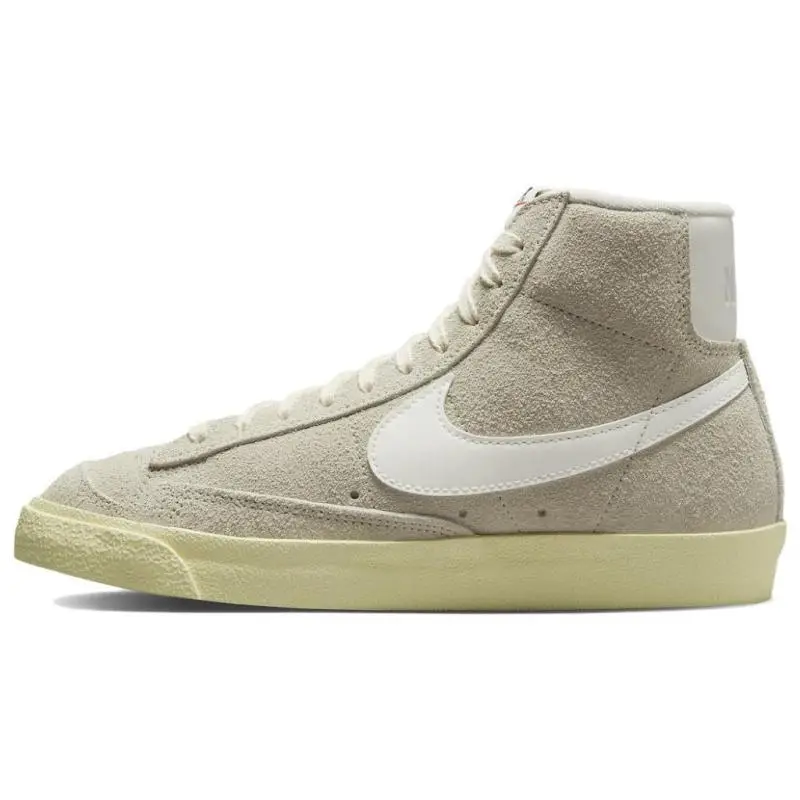 Sneakers da Donna Nike Blazer Mid 77 Vintage Light Bone Alabaster Scarpe da Skateboard DV7006-001 37 5