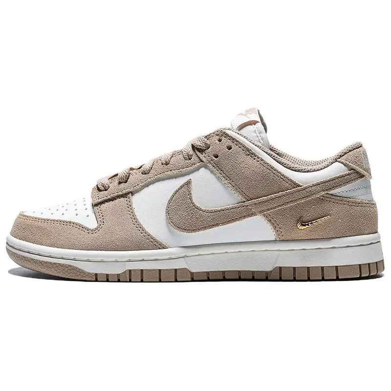 Sneakers da Donna Nike Dunk Low Sail White Oro Metallizzato Tan Lino IO4244101