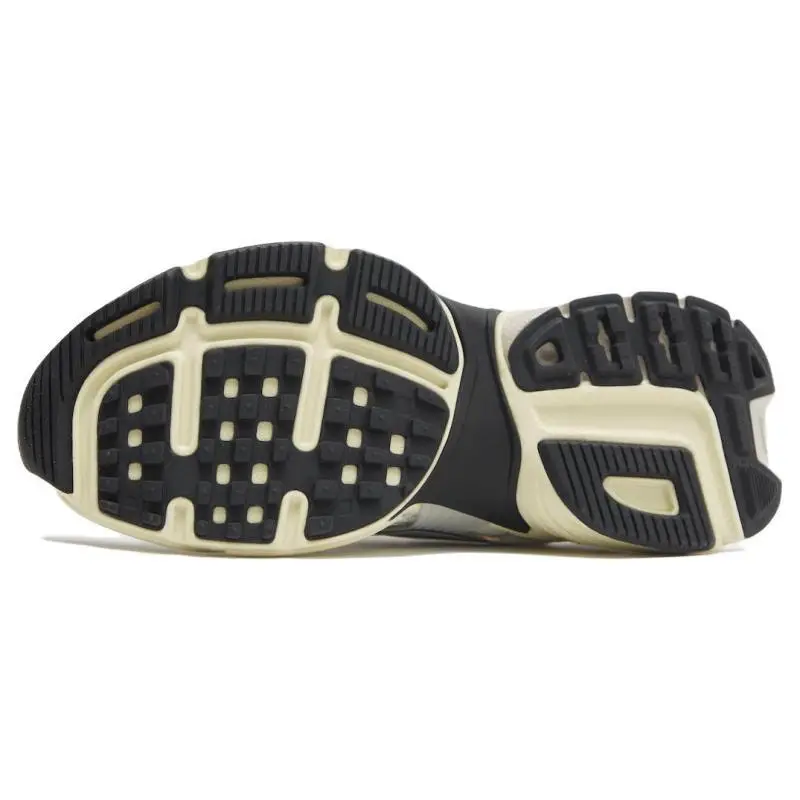 Sneakers da donna Nike V2K Run Bianco Summit Argento Metallizzato FD0736-100 45 miniatura 4