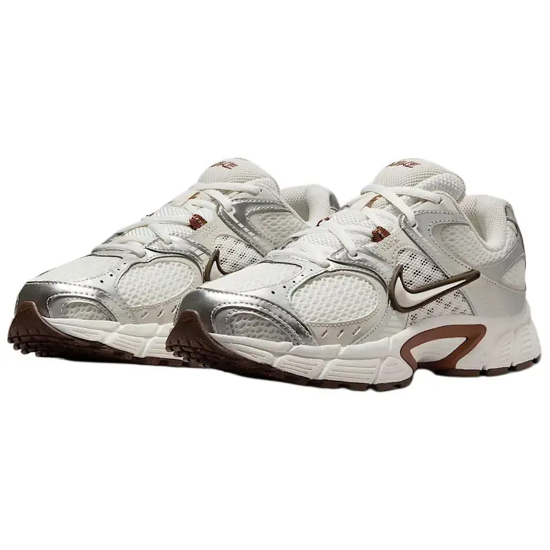 Sneakers da donna Nike V5 Rnr Sail Fauna Brown Phantom Light Orewood Brown HQ7901-102 35 5 miniatura 4